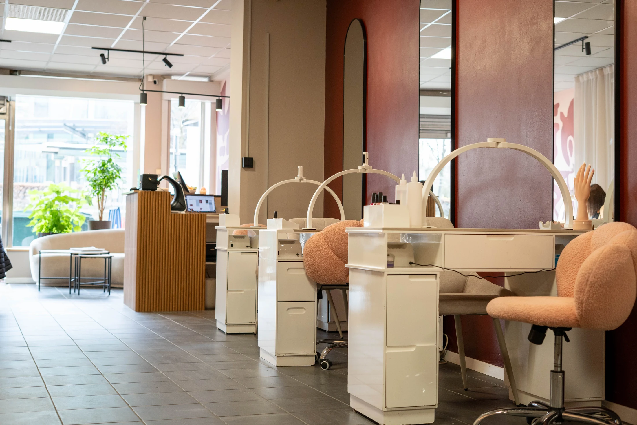 Behandlingsplatser i Aura Nails studio